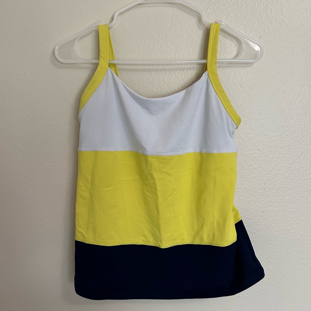 Lululemon workout tank! 🍋